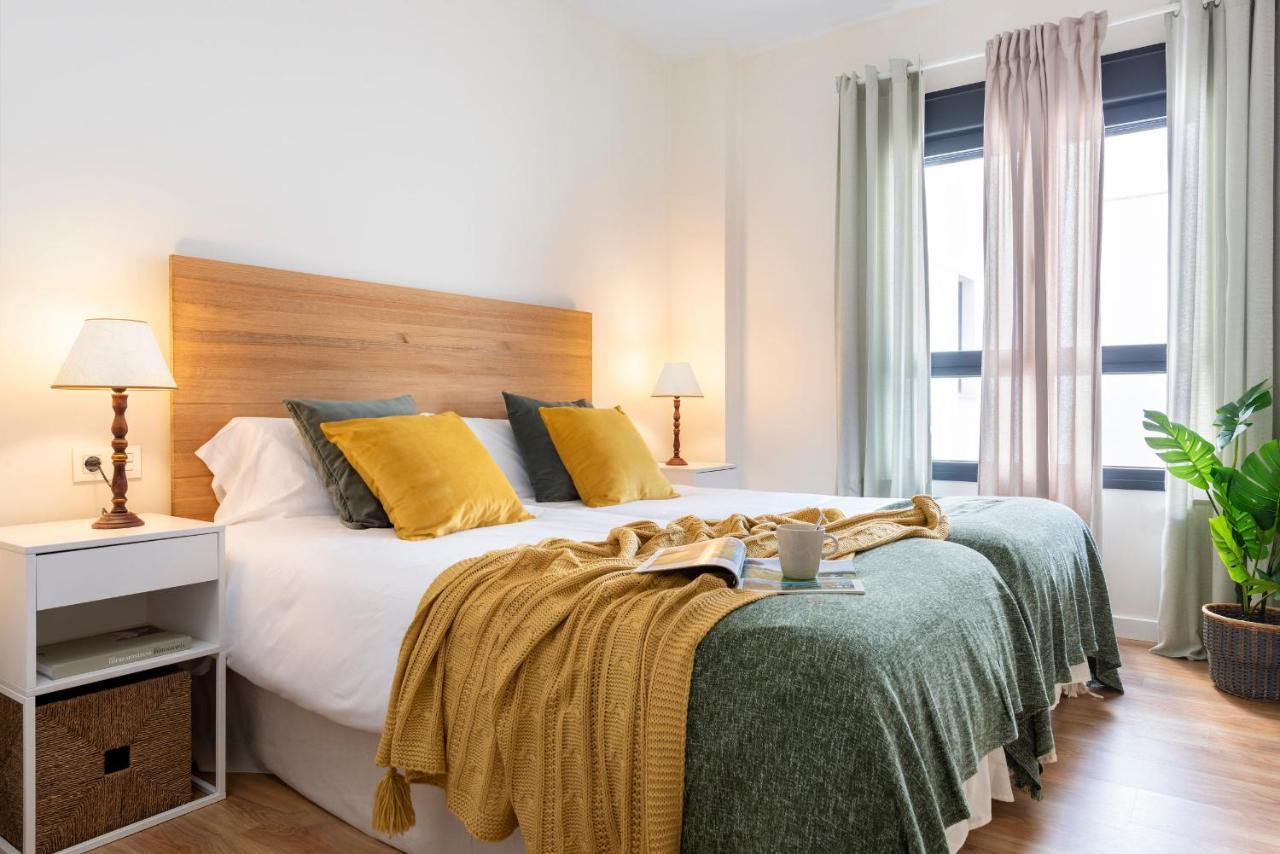 Deluxe Astoria Triana II Acogedor Y Tranquilo Apartment Seville Luaran gambar